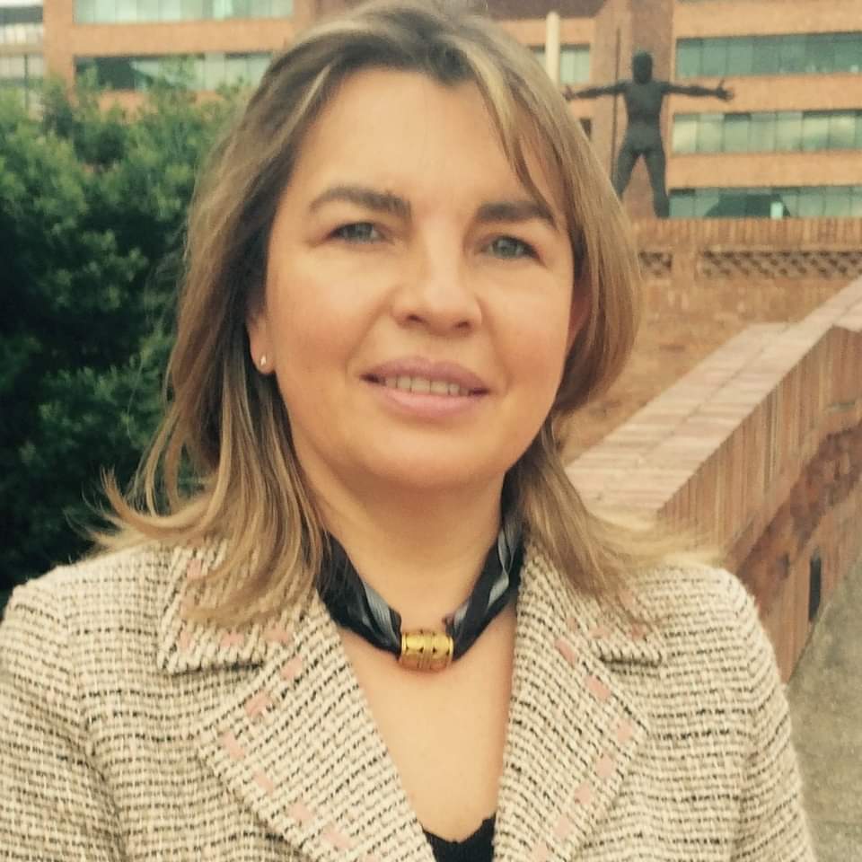 <em>Camila Palacios</em>