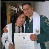 <em>Gloria Gomez</em>